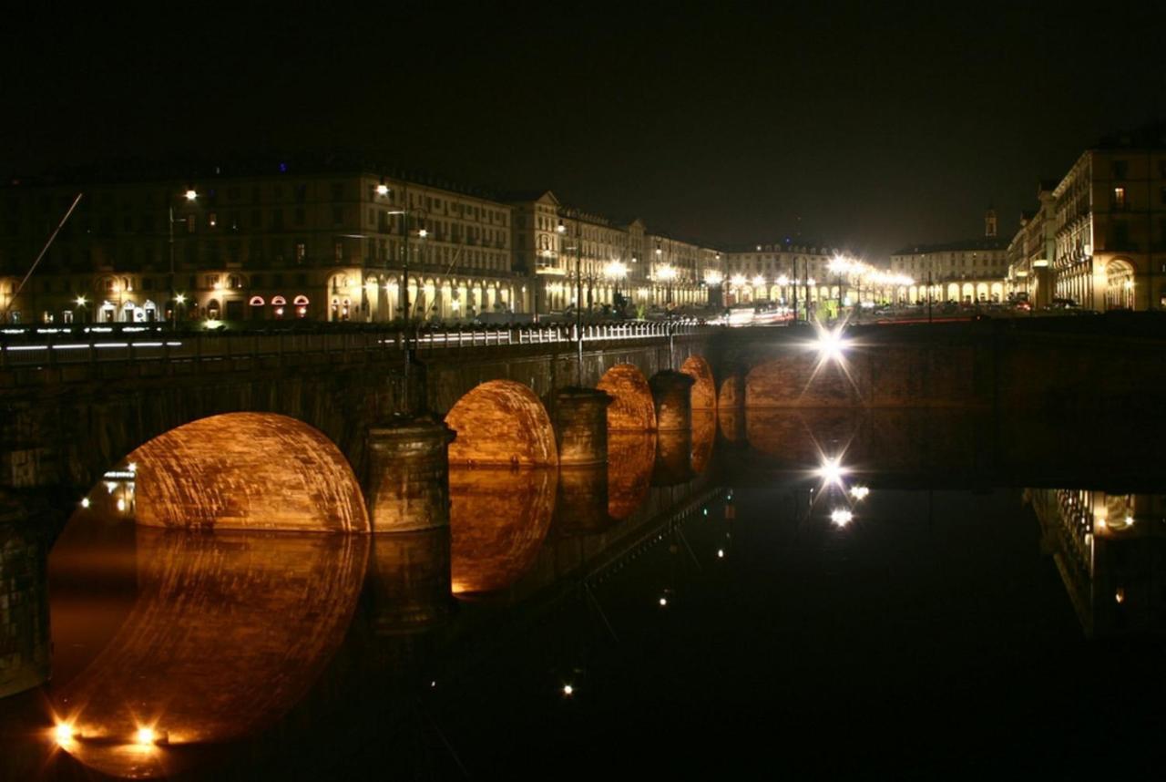 Il Quarantaquattro Apartment Turin Bagian luar foto