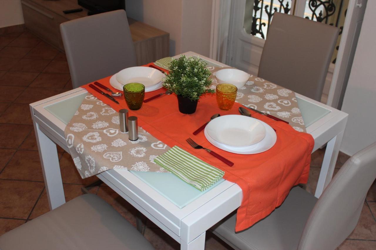 Il Quarantaquattro Apartment Turin Bagian luar foto